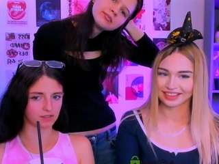 caroline-honeyy1