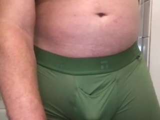 lvguynextdoor440656