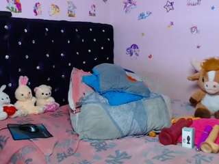 shantaltsfoxx live webcam show