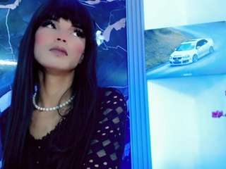 emma-miler live webcam show