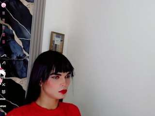 emma-miler live cam preview