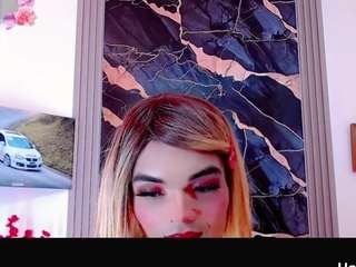 emma-miler live cam preview