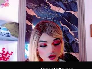 emma-miler live cam preview