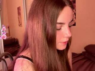 herelora live webcam show