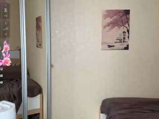 herelora live webcam show