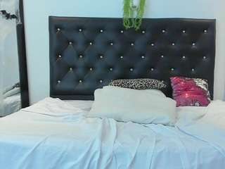 scarlett-moo Live Webcam on CamSoda