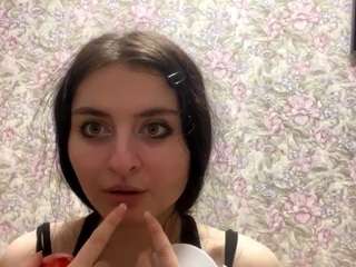 yvonneberkovitz's live room
