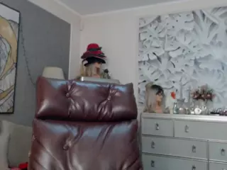 selena1's Live Sex Cam Show