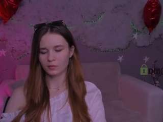 angie-foxy1 live webcam show