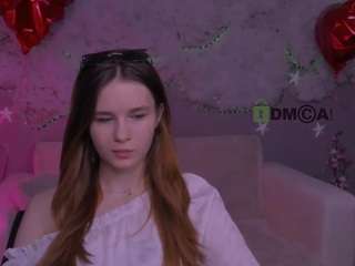 angie-foxy1 live webcam show