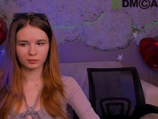 angie-foxy1 live webcam show