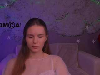angie-foxy1