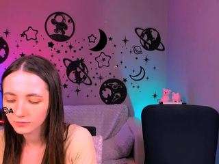 angie-foxy1