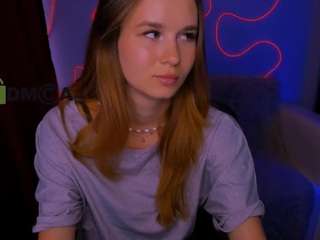 angie-foxy1