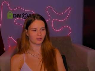 angie-foxy1