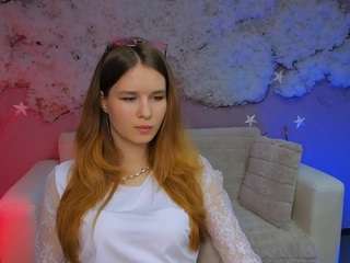 angie-foxy1