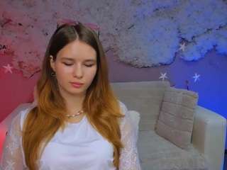 angie-foxy1 live cam preview