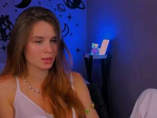 angie-foxy1