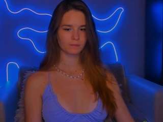 angie-foxy1