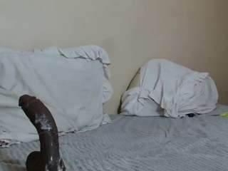 femboyj live webcam show