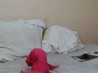 femboyj live webcam show