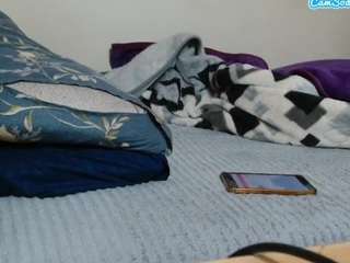 FemboyJ live webcam show