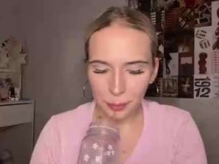 MarylouSharpe live webcam show