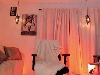 IsabellaLux2 live webcam show