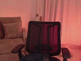 isabellalux2 Live Webcam on CamSoda