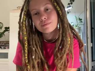SauPandy live webcam show