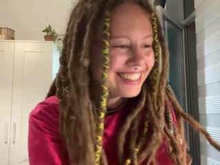 SauPandy live webcam show