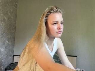 Ariel live webcam show