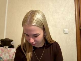 zoniawilk live webcam show