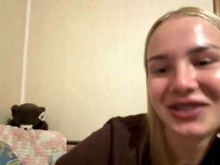 zoniawilk Live Webcam on CamSoda
