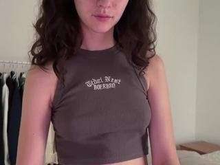 Anna live webcam show