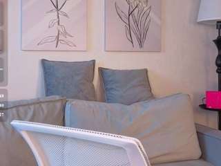 Eva-Deviss live webcam show