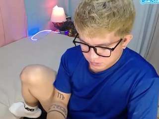 GorgeousAdamxx