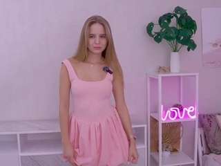KarisaBanker live webcam show