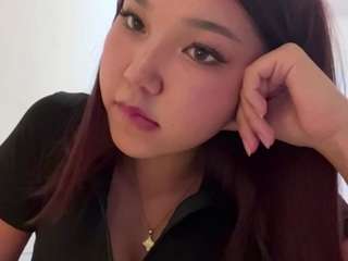 lanelleahmadi live webcam show