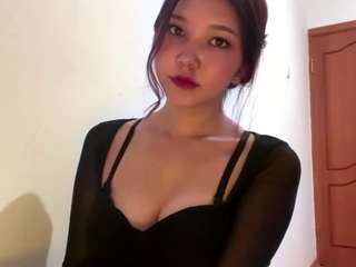 lanelleahmadi live webcam show