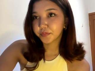 Rina live webcam show