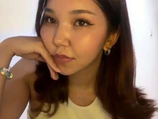 Rina live webcam show