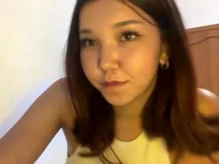 Rina live webcam show