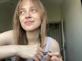 mila live webcam show