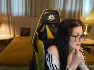 NikolDiamond054 live webcam show