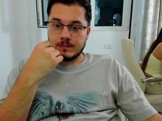 Officeseduce live cam preview