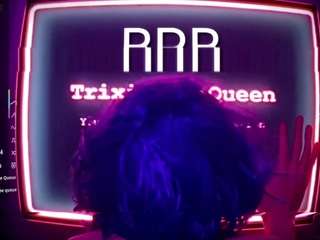 TrixieVibeQueen live cam preview
