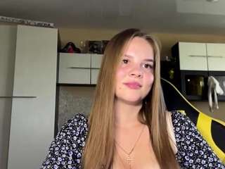 Katerina live webcam show