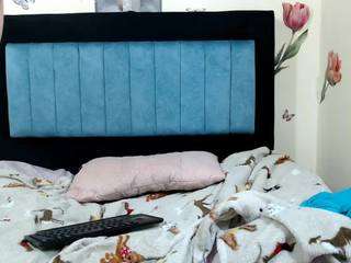 anyxs01 live webcam show