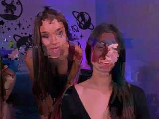 bella-dorn1 live webcam show